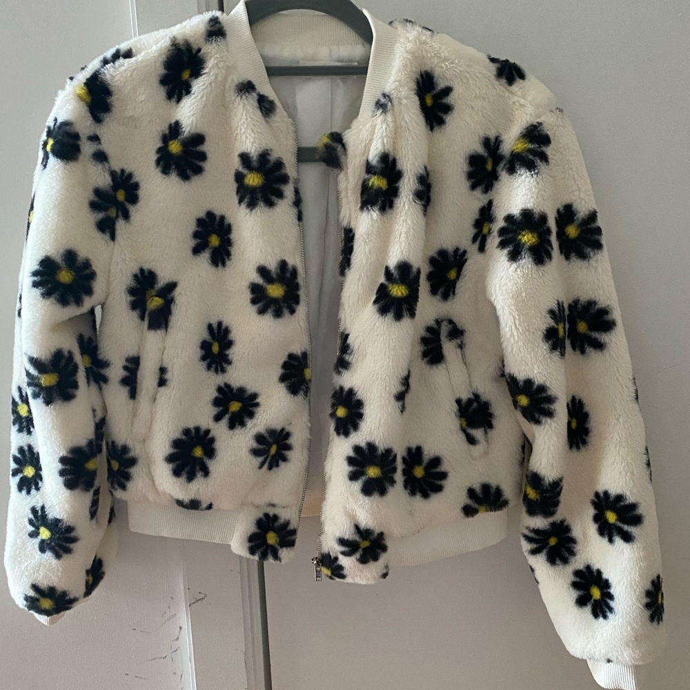 SHEIN Kids Jacket